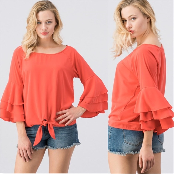 Tops - FLARED SLEEVED TOP